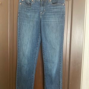 Levi’s boyfriend 28 jeans